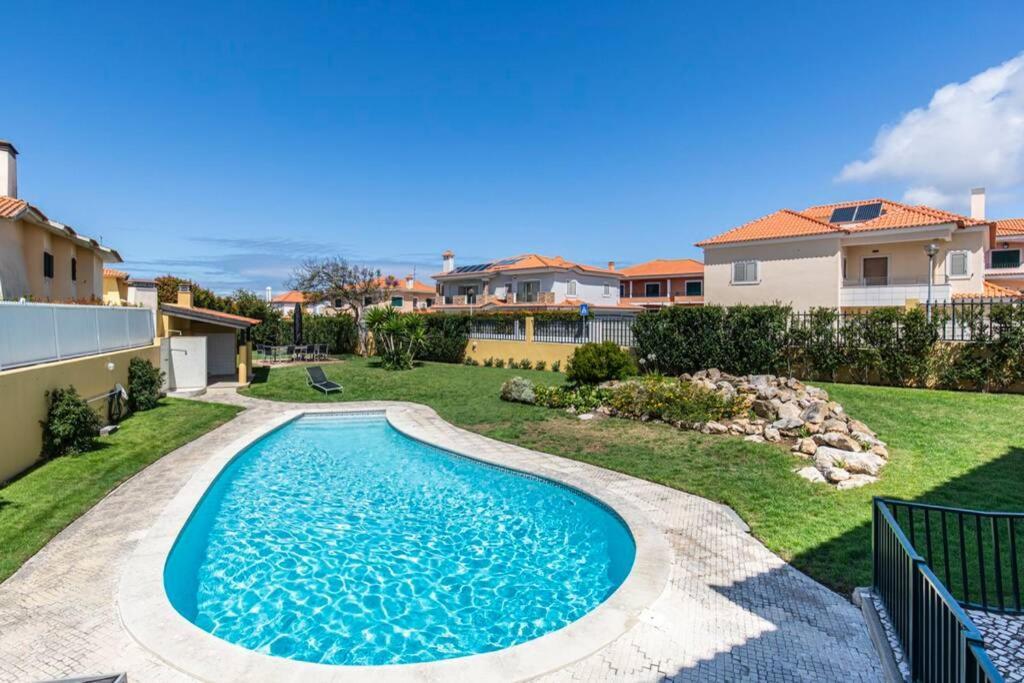 Stunning Apartment W/ Pool Cascais Luaran gambar