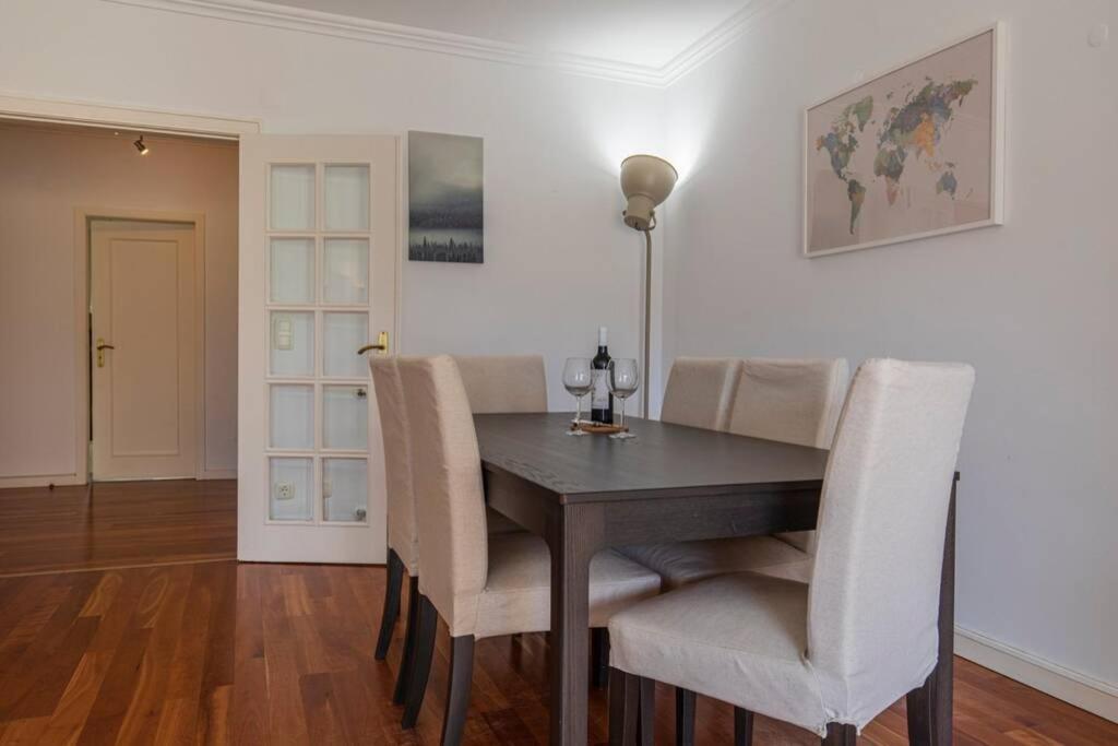 Stunning Apartment W/ Pool Cascais Luaran gambar