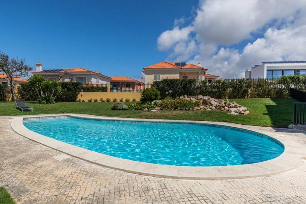 Stunning Apartment W/ Pool Cascais Luaran gambar