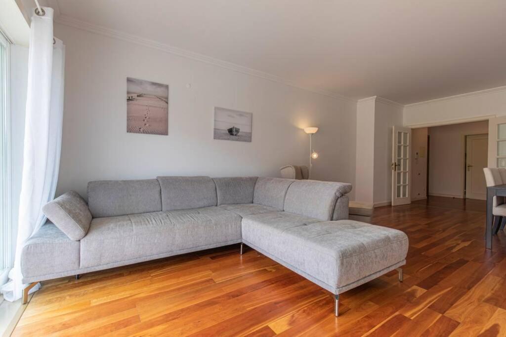 Stunning Apartment W/ Pool Cascais Luaran gambar