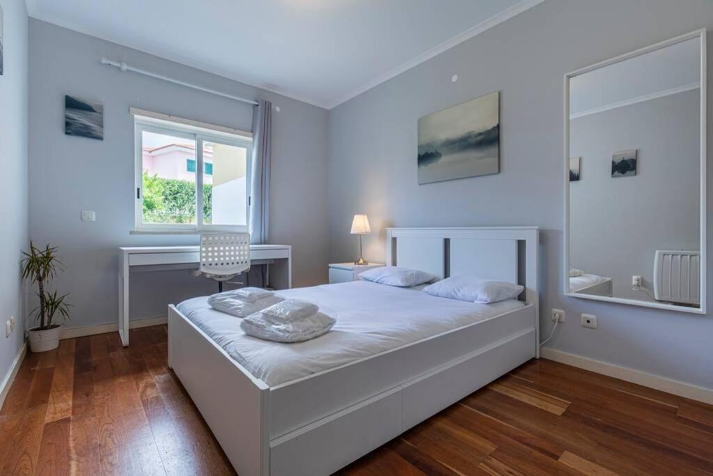 Stunning Apartment W/ Pool Cascais Luaran gambar